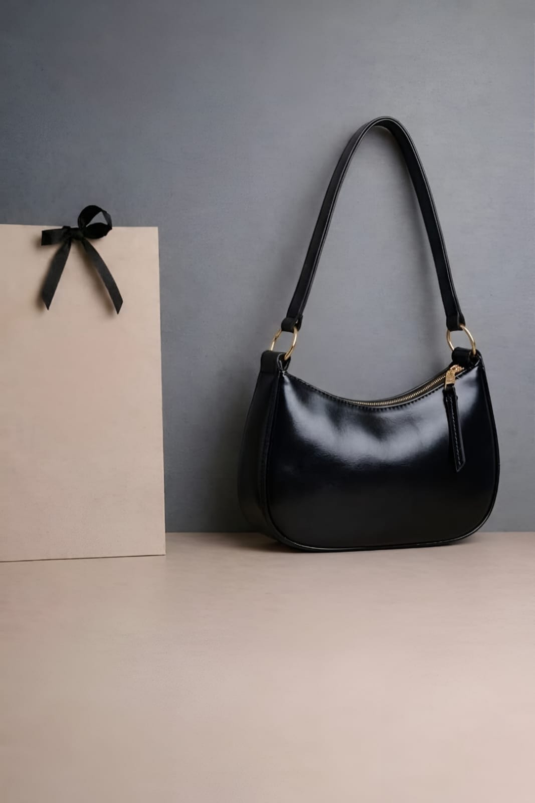 HAND BAGS